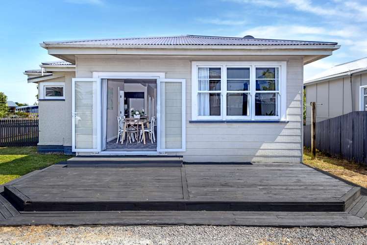 73 De Lautour Road Inner Kaiti_12