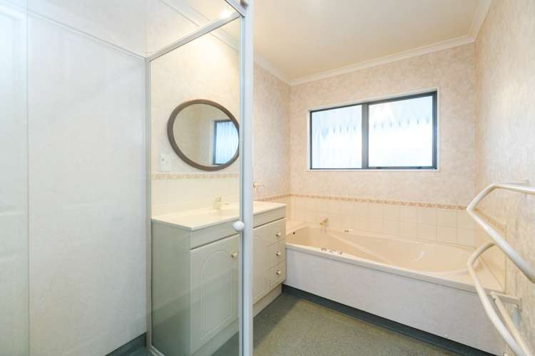 28 Cedar Crescent Feilding_11