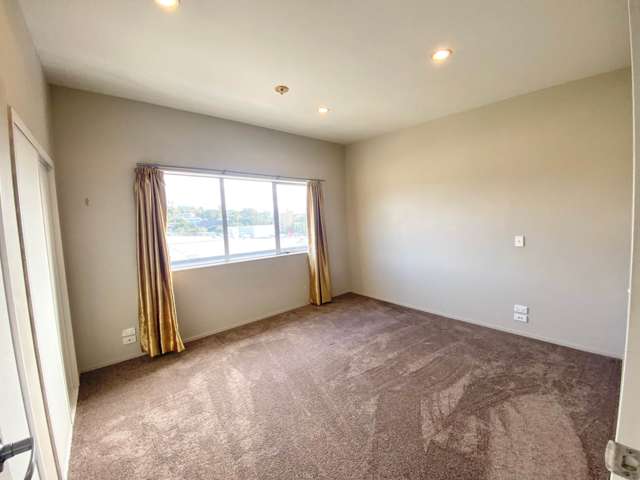592D Whangaparaoa Road Stanmore Bay_3