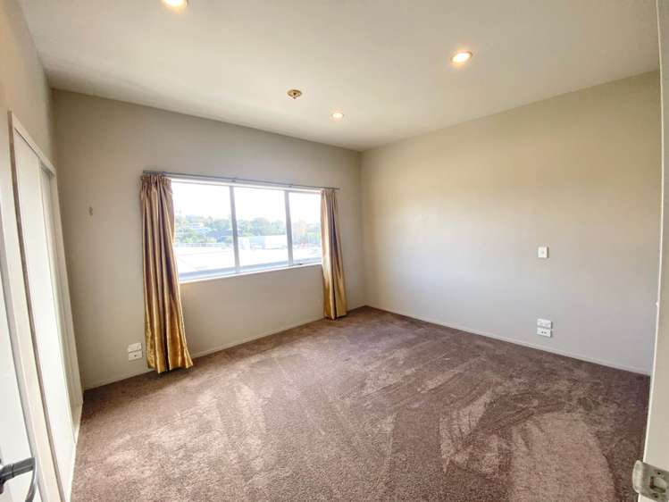 592D Whangaparaoa Road Stanmore Bay_3