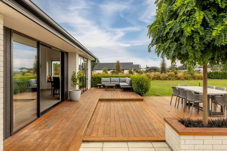 5 Evergreen Drive Woodend_8