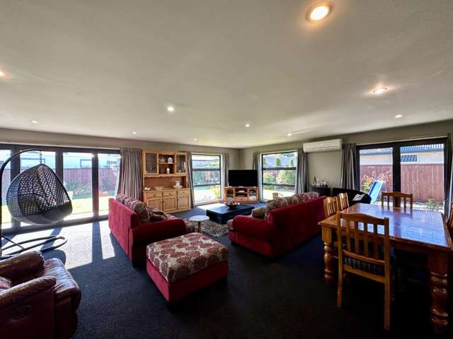 12 Elmwood Grove Tinwald_3