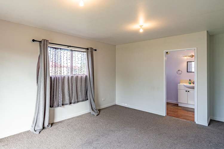 8 Tongariro Street Castlecliff_16