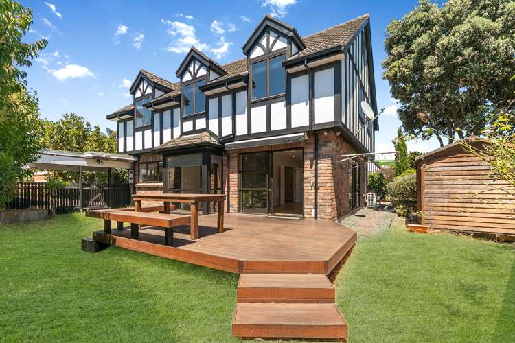 8/174B Upland Road_0