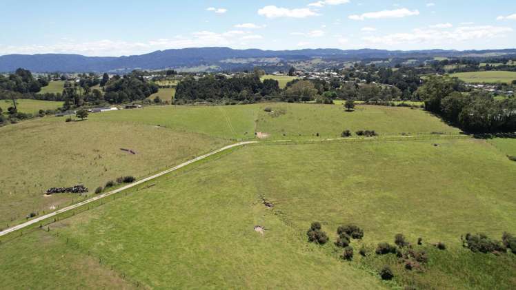 00 Lake Road Okaihau_10