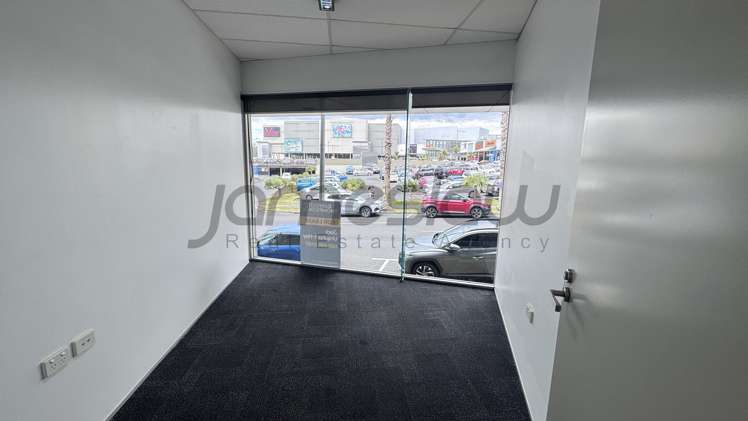 A/12 Osterley Way Manukau_19