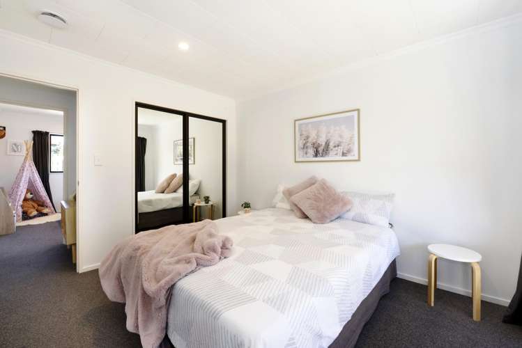 24 Starveall Street Brightwater_8