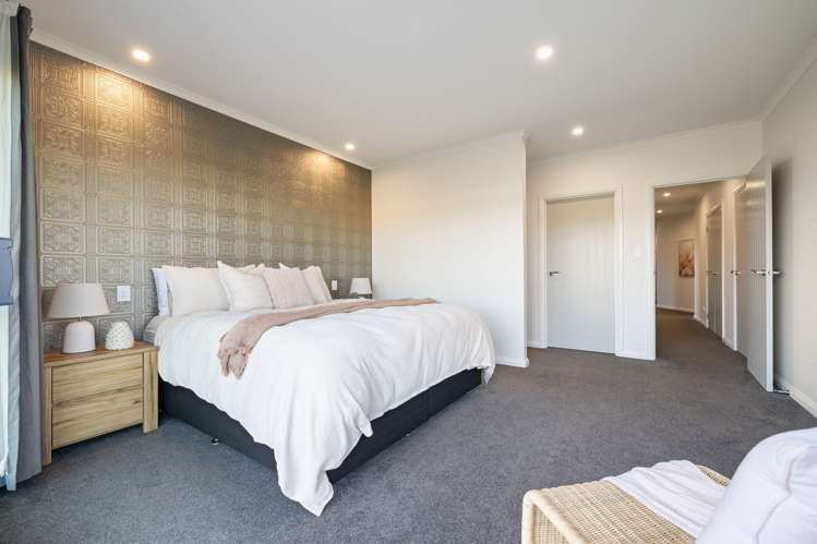 48 Sardinia Grove Fitzherbert_23