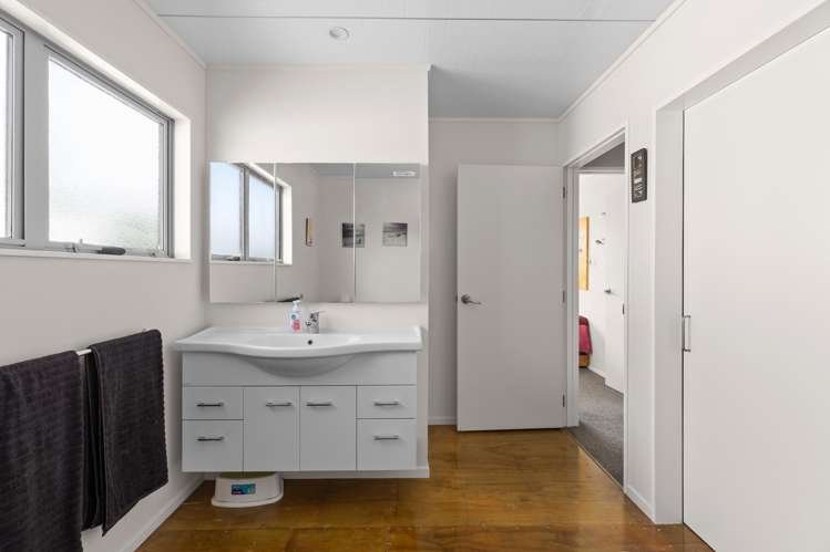 33 Lower High Street Marton_2