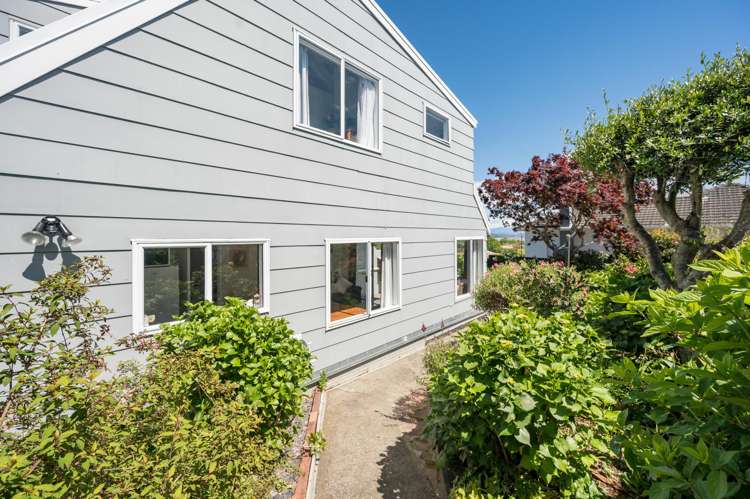 198 The Ridgeway Stoke_15