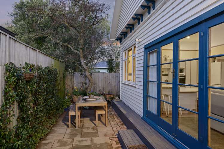 5 Wildberry Street Woolston_18