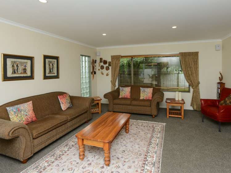 6 Ennor Place Greenmeadows_12