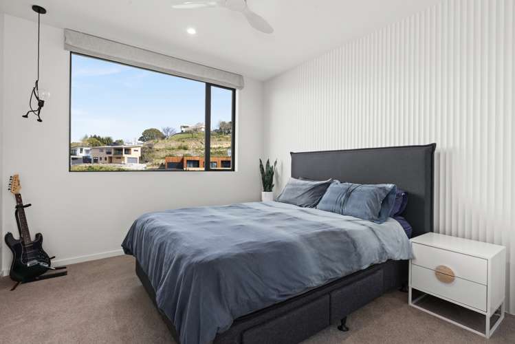 78 Oak Road Poraiti_23