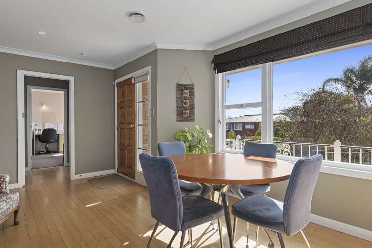 22 Andrew Place Otumoetai_11