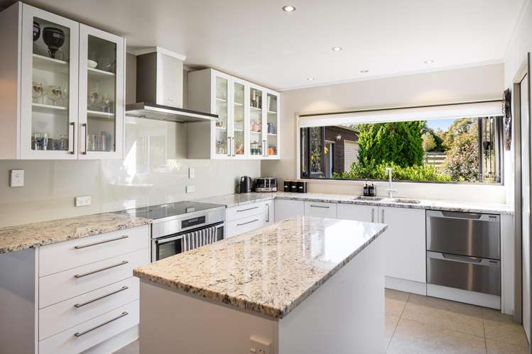 92 Estuary View Road Waiau Pa_8