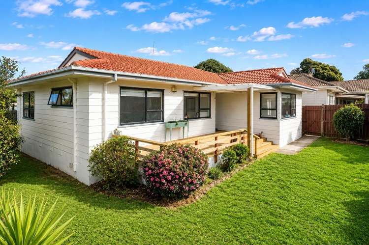 1/6 James Walter Place Mount Wellington_2