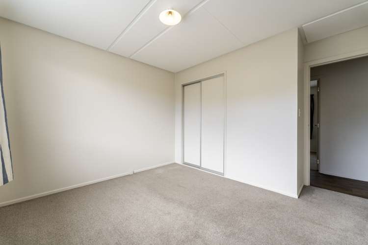 2/164 North Street West End_11