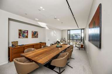 10 & 12 Viaduct Harbour Avenue_4