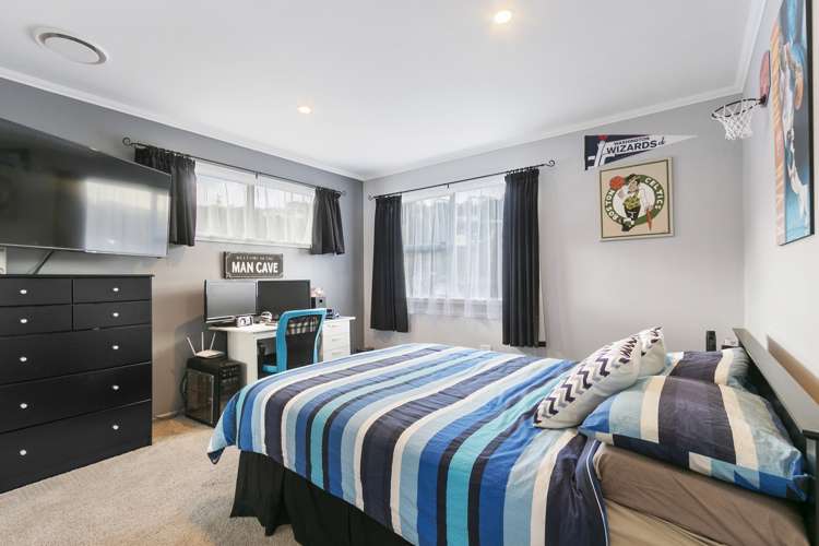 15 Clematis Grove Maungaraki_12