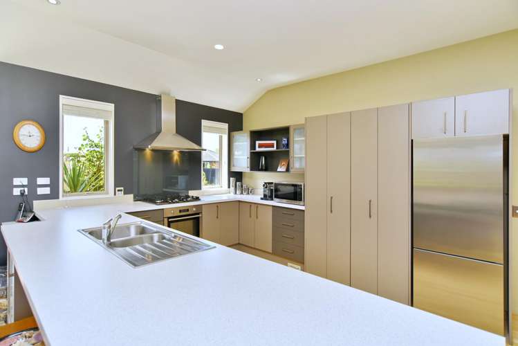 5 Orewa Close Parklands_2