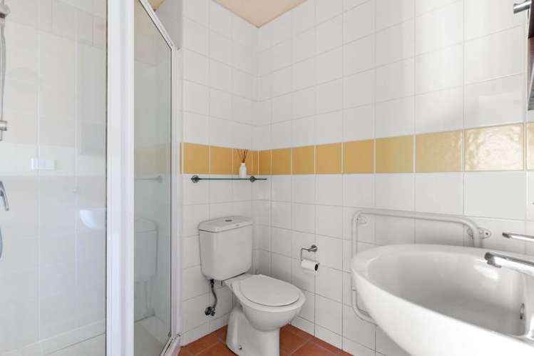 9H/82 Wakefield Street City Centre_11