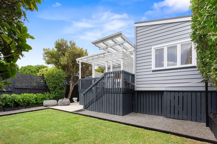 83 Golf Road New Lynn_19