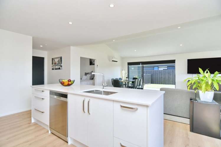 17 Angus Place Rangiora_10