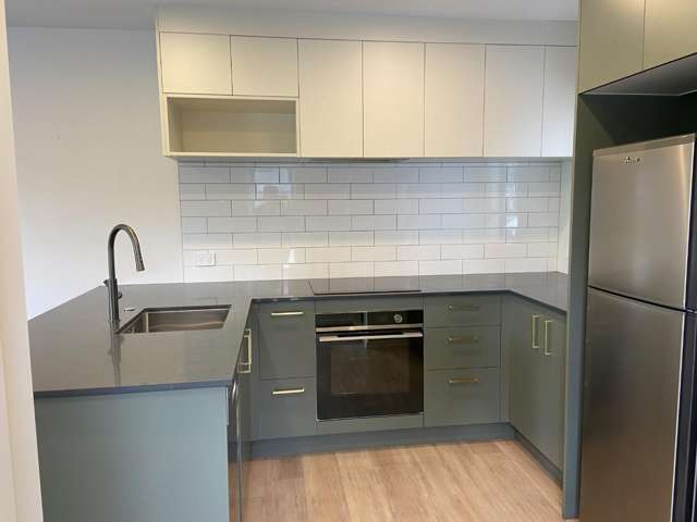 Modern 2-Bedroom Townhouse