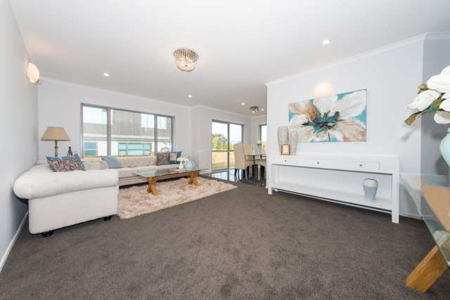 2/25a Aldersgate Road Hillsborough_2