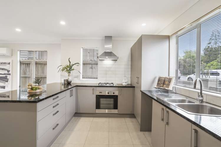 115 Baverstock Road Flat Bush_5