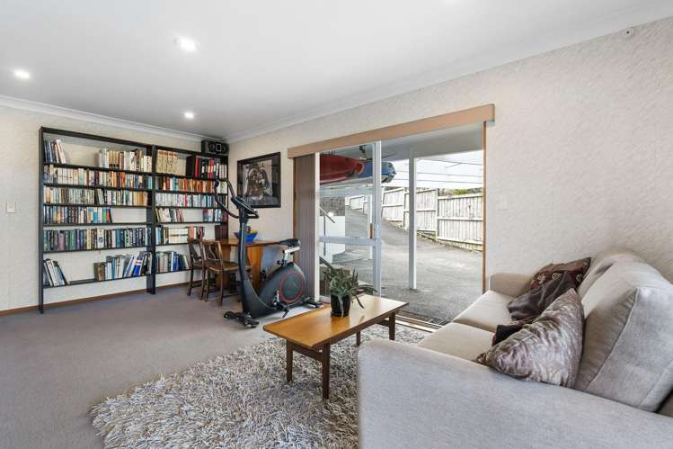 2/1 Clearwater Cove West Harbour_19