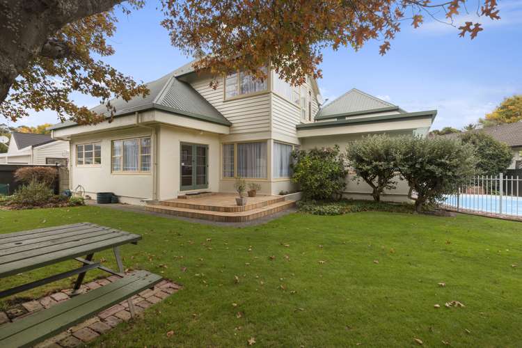 24 Avalon Crescent Avalon_18