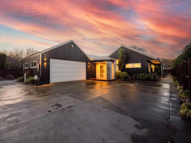 Executive Home Designed for Living & Entertaining