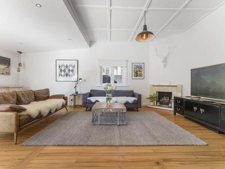 19 Rossgrove Terrace Mount Albert_9