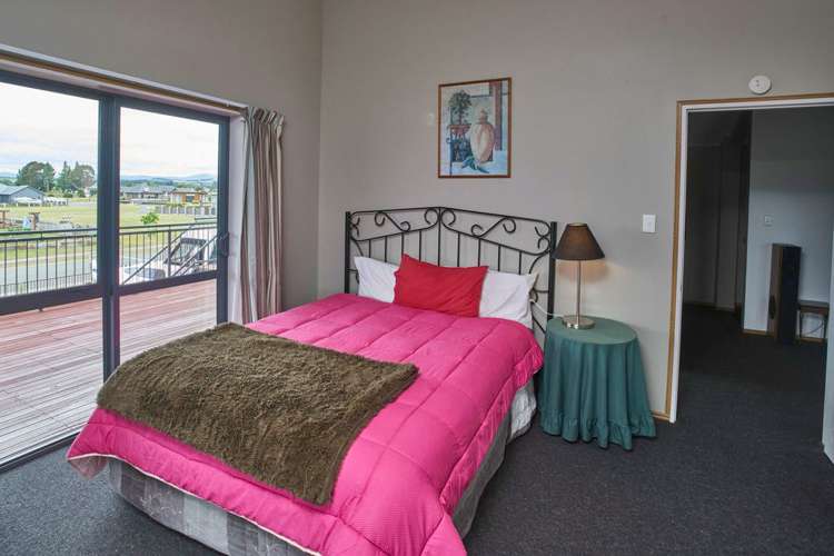 29 Acheron Way Te Anau_21