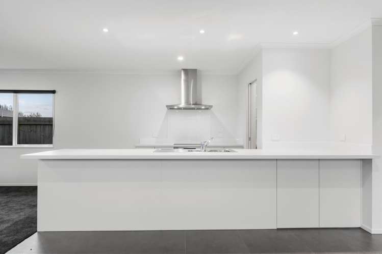 4A Carrick Robertson Place Waihi_9