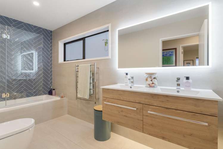 10C Kestrel Place Wai O Taiki Bay_24