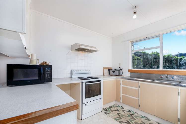 14 Donovan Avenue Massey_7