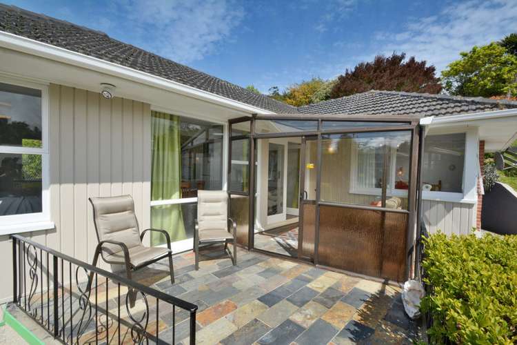 90 Easther Crescent Kew_9