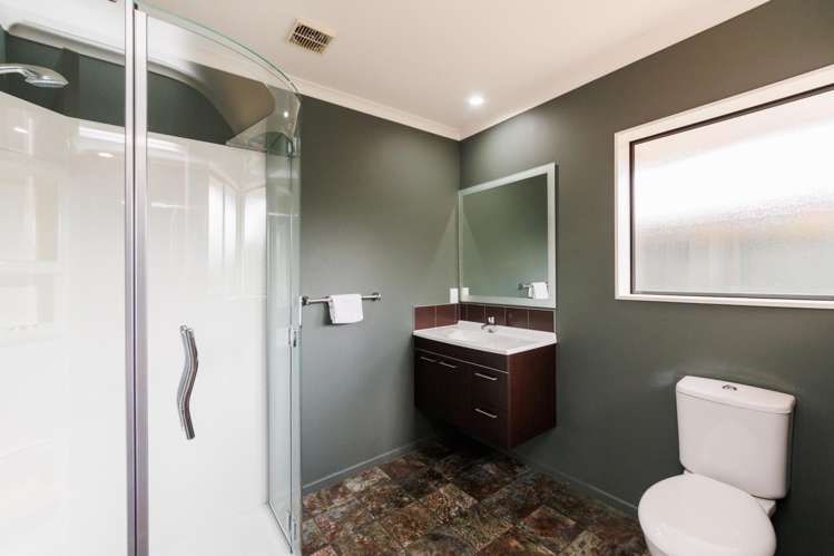 2 Masefield Terrace Kelvin Grove_13