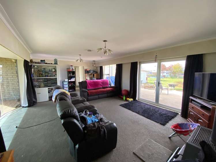24 High Street Hawera_6