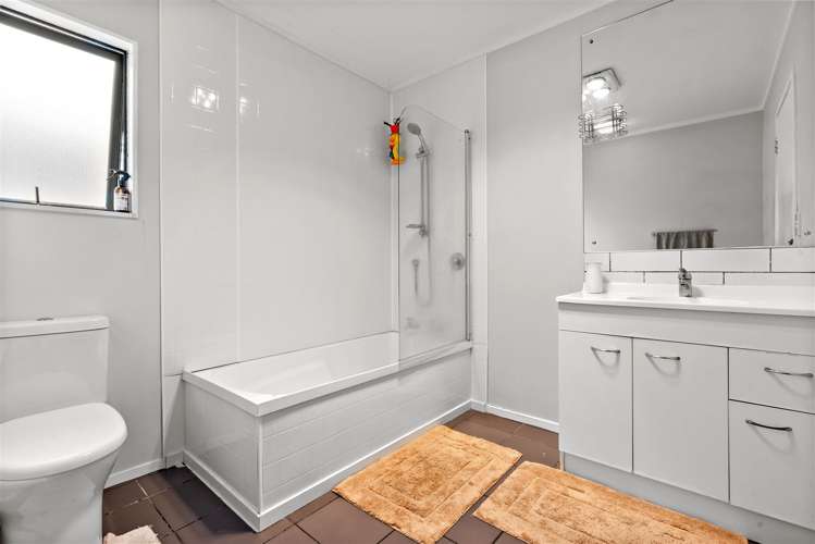 25 Dungarvon Place Clendon Park_7