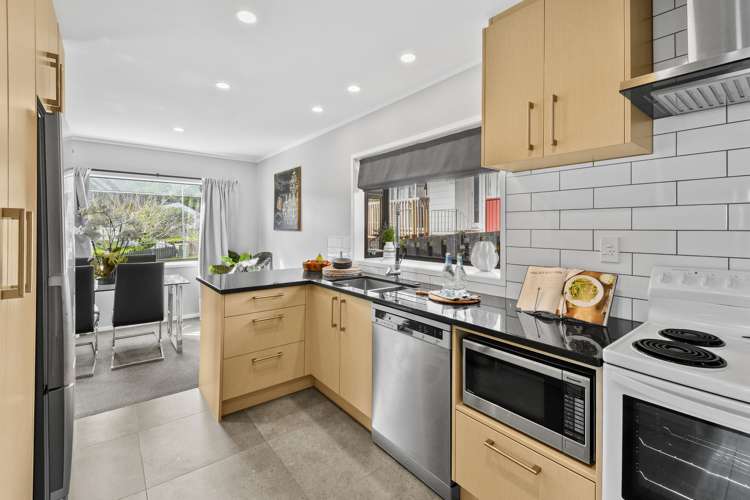 5 Ransom Smyth Drive Goodwood Heights_33