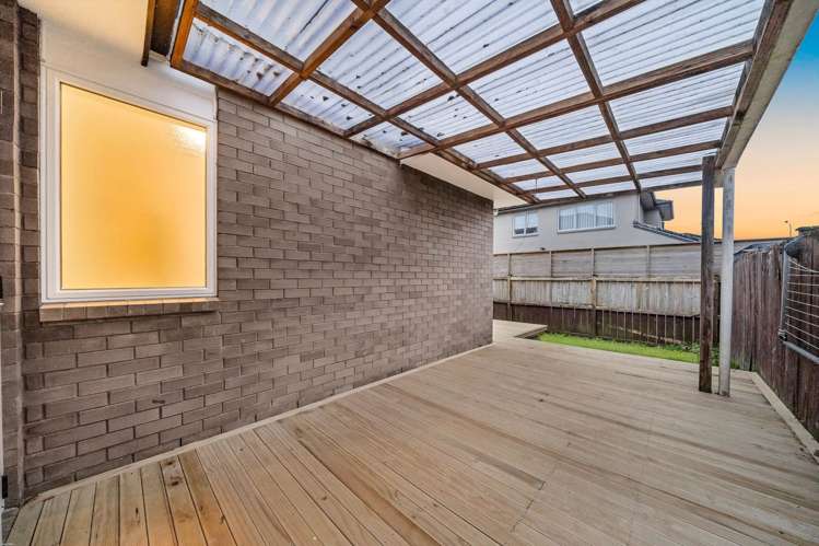 17 Andy Crescent Flat Bush_31