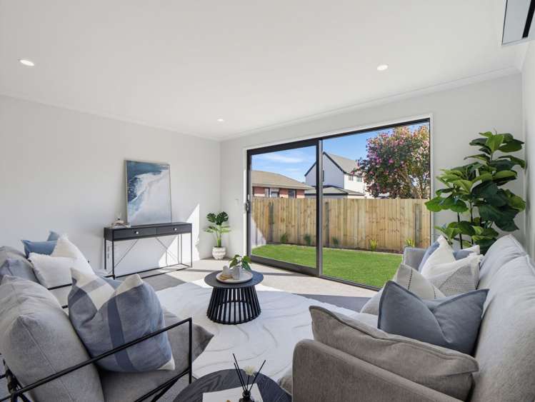 23 Swanns Road_5