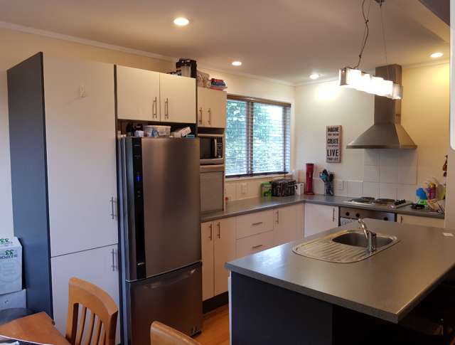 1/14 Segedin Place Glenfield_1