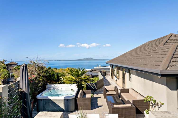 1/27 Churchill Road Murrays Bay_7