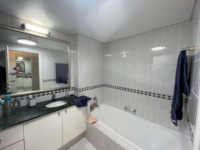 1207/8 Albert Street City Centre_4