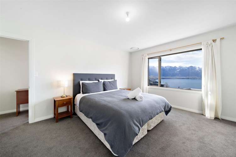 10 Von Place Fernhill/Sunshine Bay_6