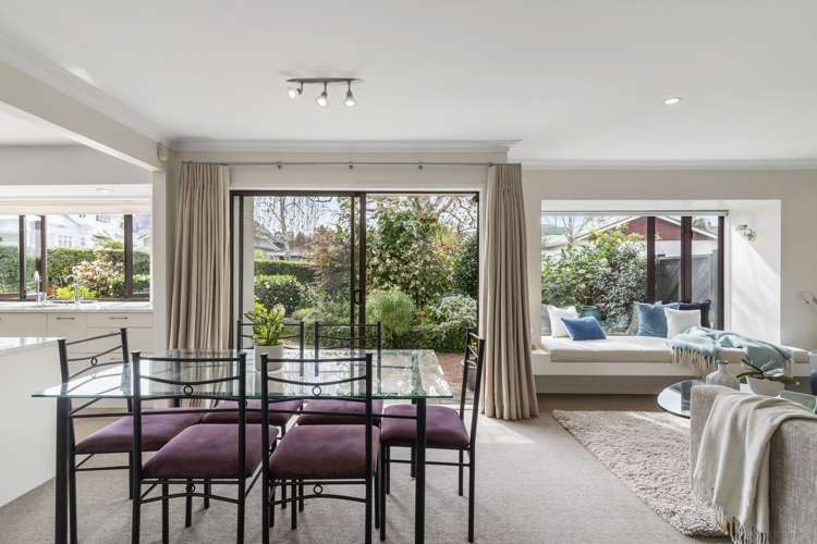 2a Heywood Crescent Epsom_7